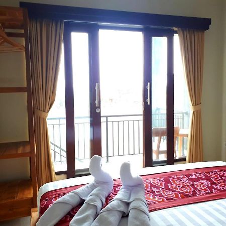 Sarwi Homestay ウブド エクステリア 写真