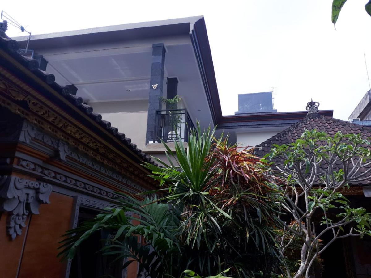 Sarwi Homestay ウブド エクステリア 写真