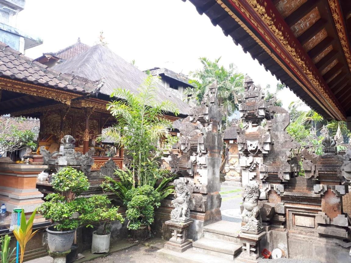 Sarwi Homestay ウブド エクステリア 写真